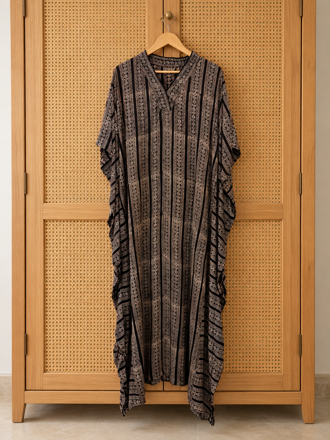 Surya V Caftan - Floral Strings