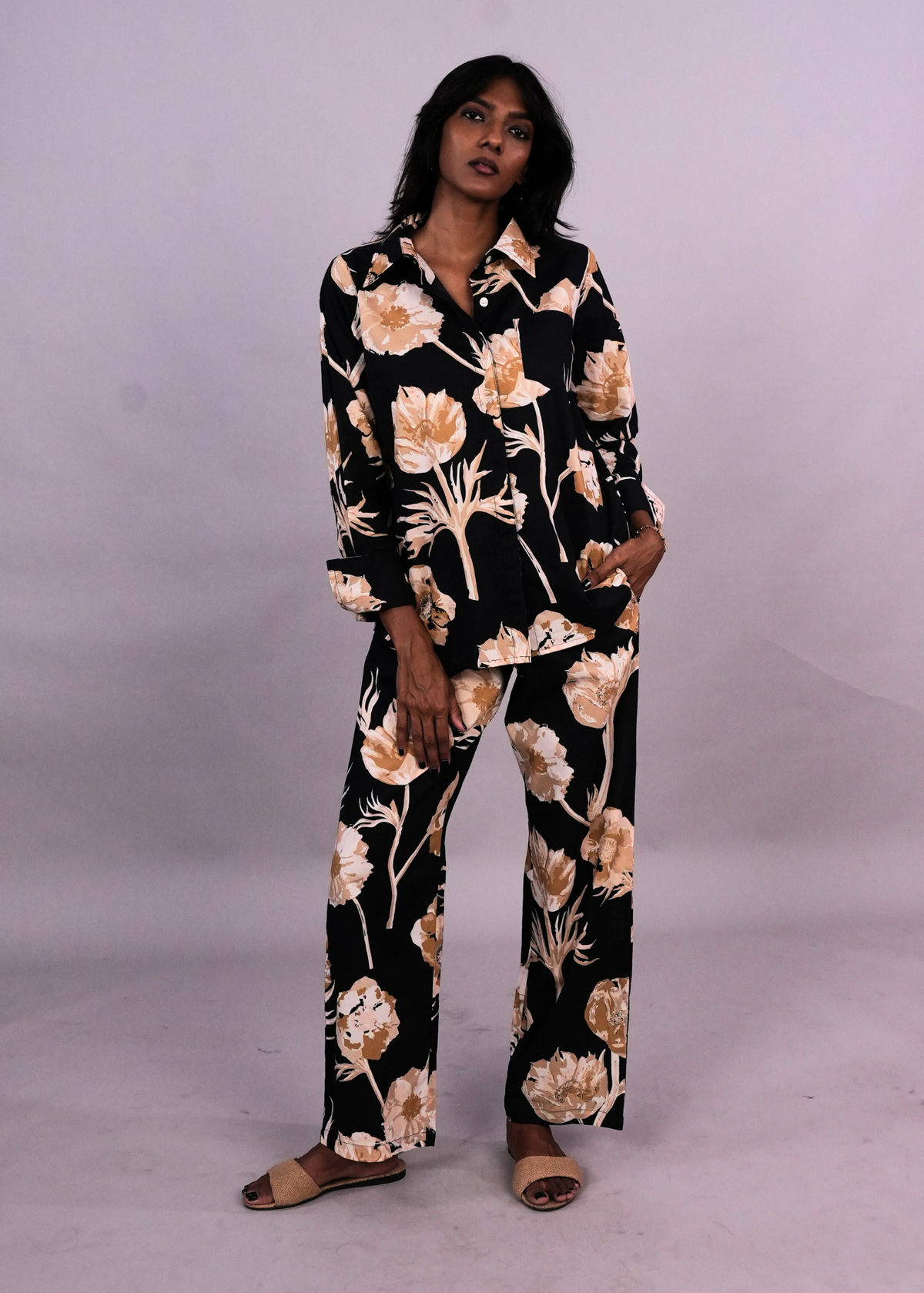 Ela PJ set - BW Anemones