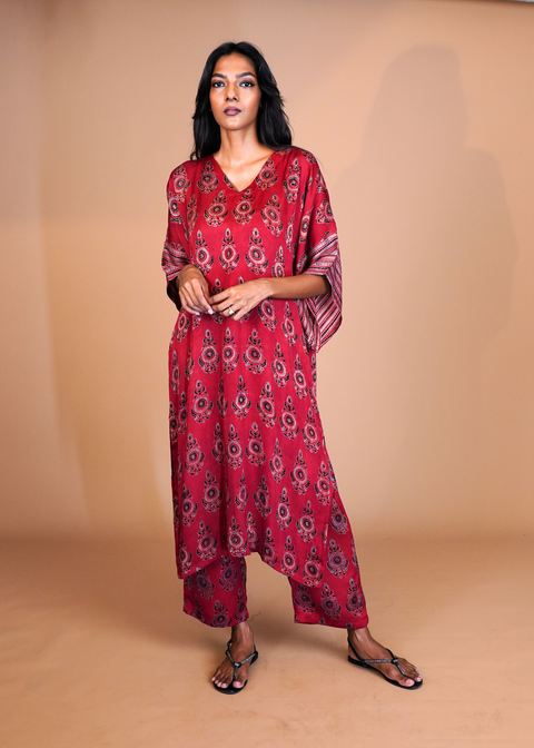 Tejal Tunic Set - Ruby Pendant